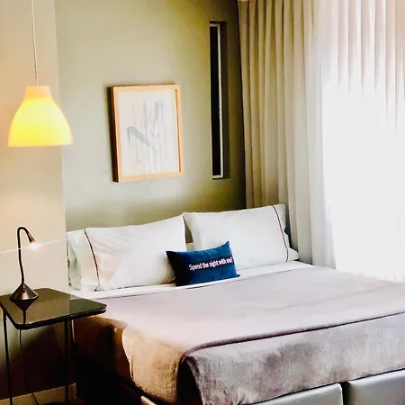 Hotel Living 55-3