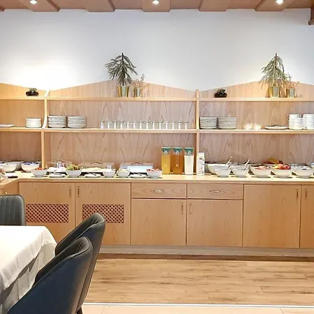 Hotel Garni Bergland-3