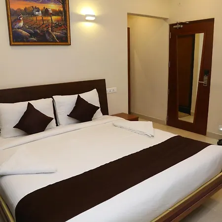 Hotel Skml Grand-3