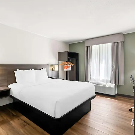 Quality Inn Merrimack - Nashua-2
