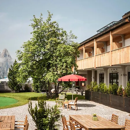 Seiser Alm Plaza-2