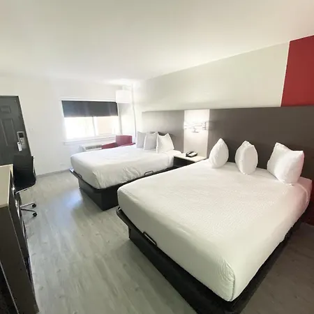 Ramada By Wyndham Tuscaloosa-2