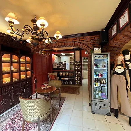 Estrellita'S Bed & Breakfast-2
