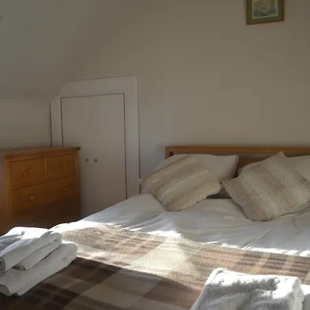 Strathallan B&B-3