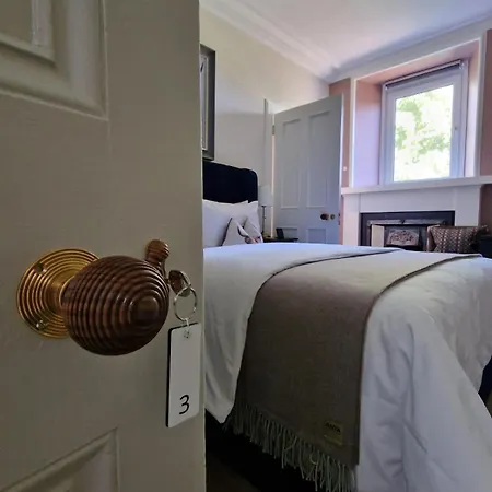 Beinn Mhor Lodge, 63 Culduthel Road-2