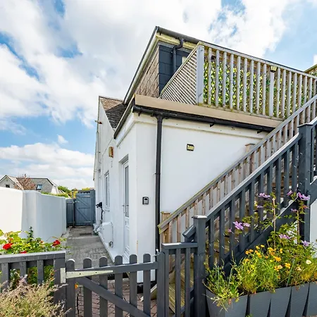 Deerpark, Guest House-2