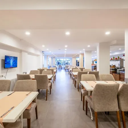Viking Beach Hotel&Spa-3