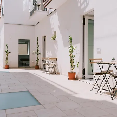 A Gradillo Holiday Rooms-2