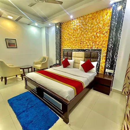 Hotel Vista Inn, Karol Bagh, New Delhi - Near Metro-2