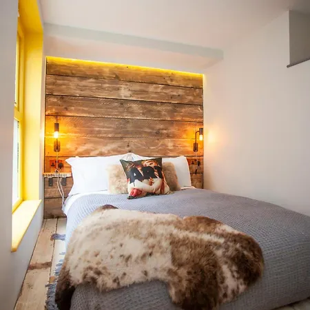 Higgihaus Aparthotel, Clare Street-2