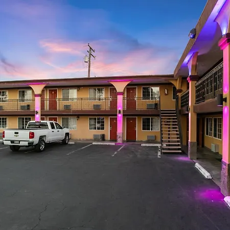 Sky Palm Motel - Orange-2