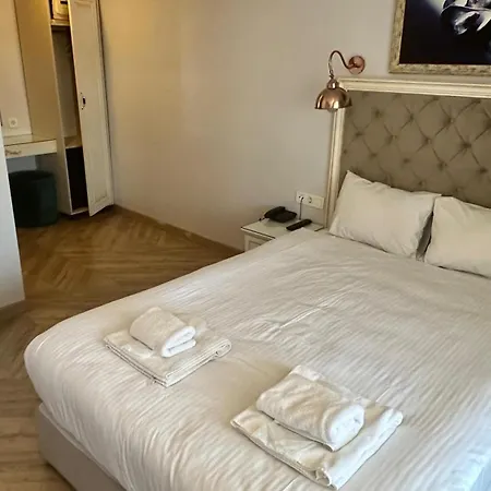 Good Night Hotel Istanbul-3
