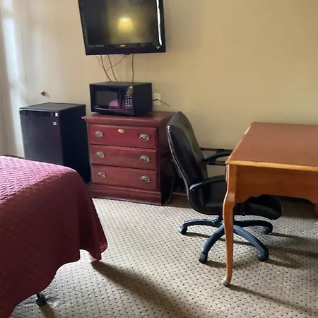 Embassy Motel-3