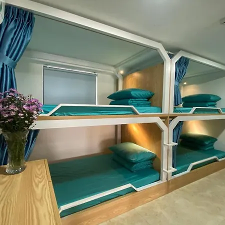 Khách sạn và Căn hộ Blue S-3