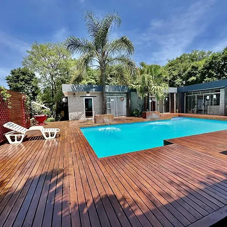 Fm Guest Lodge Comfort, Tranquility & Peace Of Mind-3