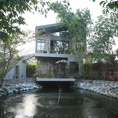 The Cabin By The Bayou-2