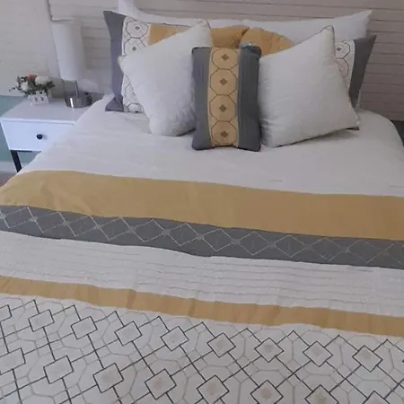 Riverside Bed And Breakfast-3