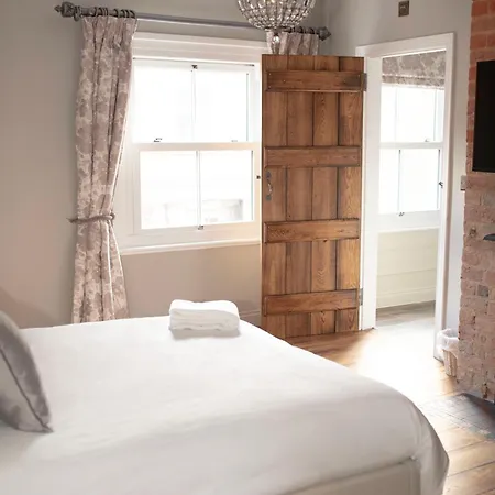 Bulls Head Inn Rooms-2