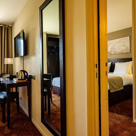 Logis Hostellerie D'Aussois-3