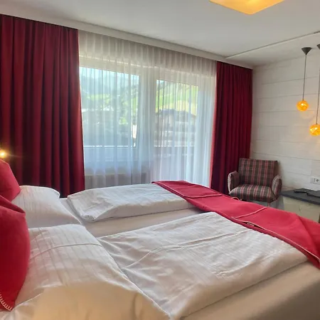 Hotel Alpenblick-3