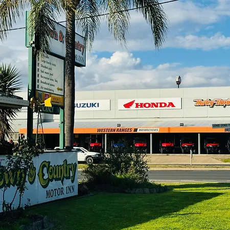 Town And Country Motor Inn-2