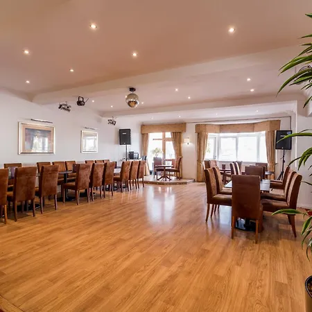 The Queens Hotel-3
