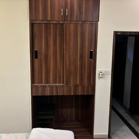 Om Sai Villa Guesthouse-2