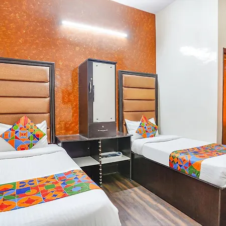 Fabhotel Pavithraa Edition-2