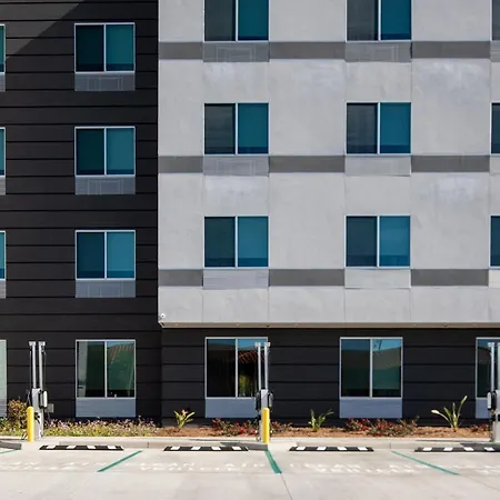 Fairfield By Marriott Inn & Suites Anaheim Los Alamitos-2