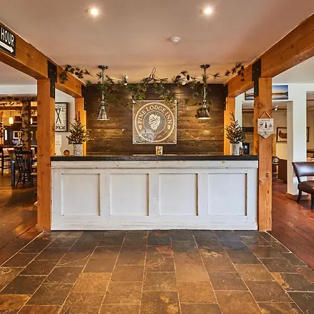 3 Pines Lodge Muskoka-2