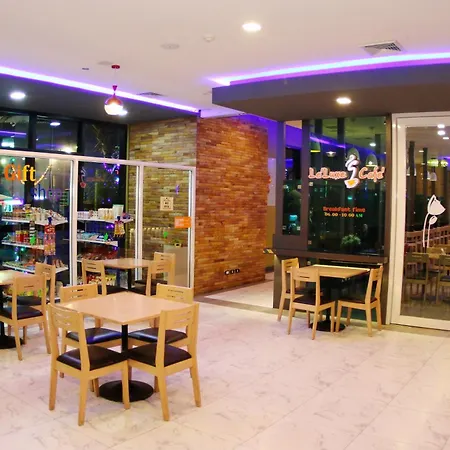 Arthitaya Green Nature Hotel & Lakkhana Poolside Resort-3