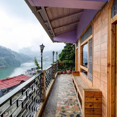 Hotel Vinayak Nainital Near Mall Road Lake View Room-3