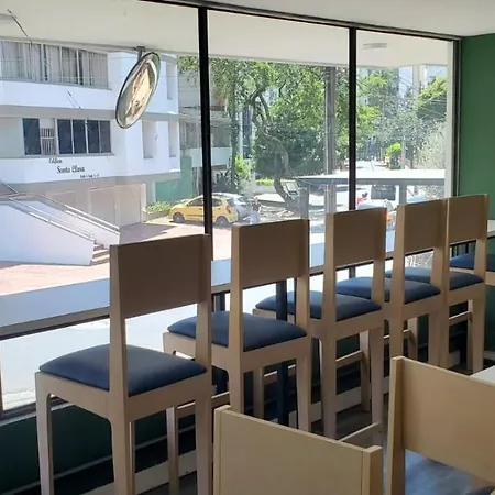 Hotel Del Oeste B&B-3