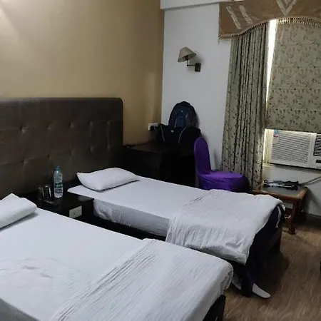 Hotel Rousha Inn Ghaziabad-2