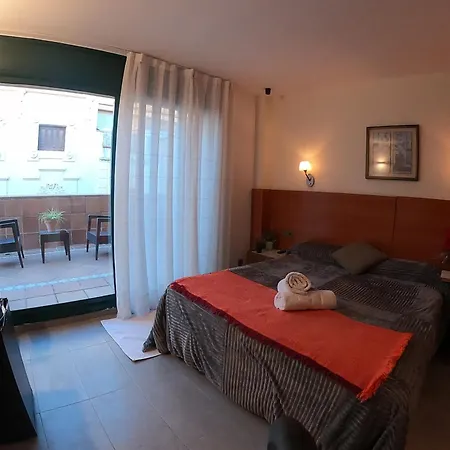 Sitges Rooms By Sitges Apartment Parking Free 1000 M-2