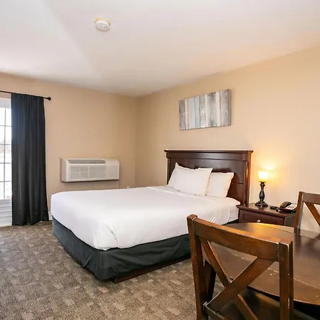 Canadas Best Value Inn & Suites-Charlottetown-2