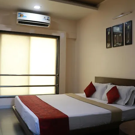 Hotel Yash Executive-2