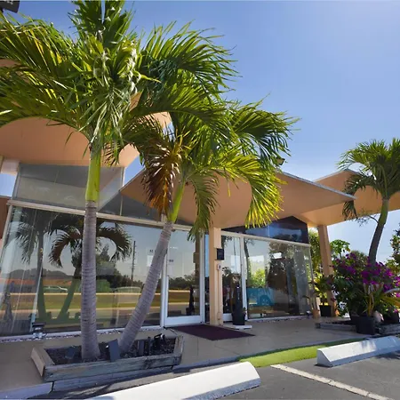 Warm Mineral Springs Motel-3