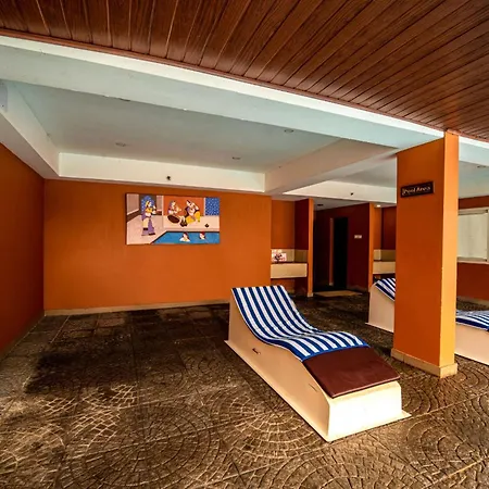 Haveli Backwater Resort-2