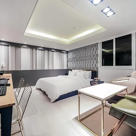 Cheese Hotel Seomyeon-2