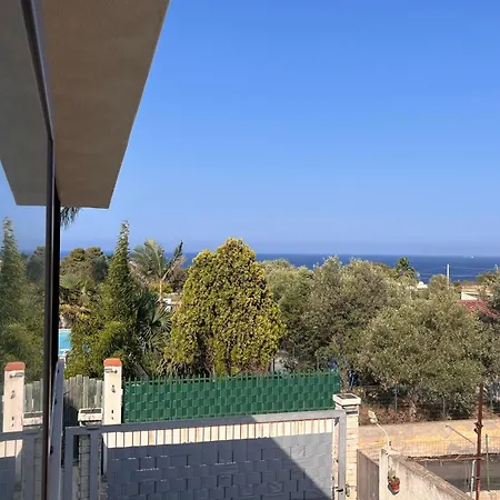 The Blue Window - Rooms - 300M From Sea-3