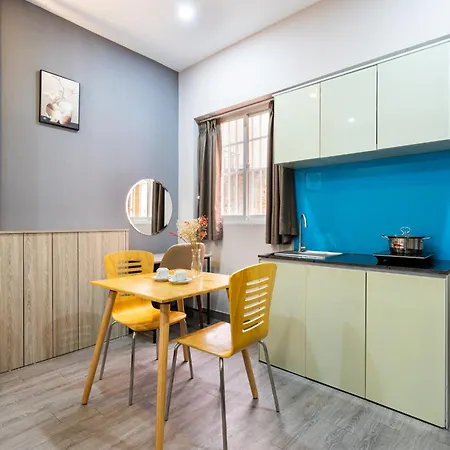 Cozy Inn Near Buivien Street-3
