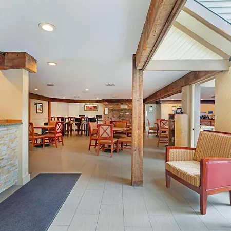 Best Western Inn & Suites Rutland-Killington-3