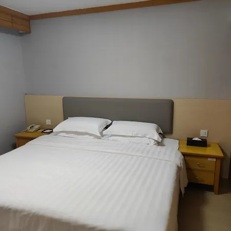 Guangdong Hotel-2