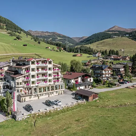 Wohlfühlhotel Innertalerhof-3