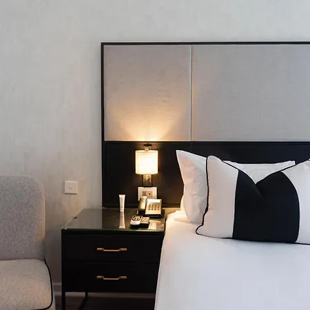 Cresta Churchill Hotel-3