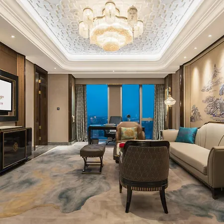 Wanda Reign Chengdu-3