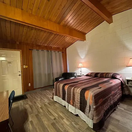 Ace Crown Motel-2