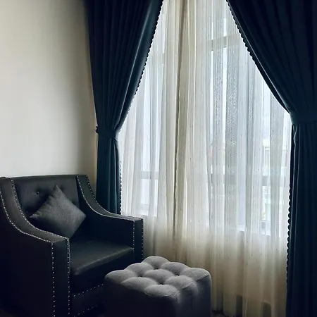 Lion Hotel-2