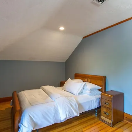 Martha'S Bed And Breakfast-3